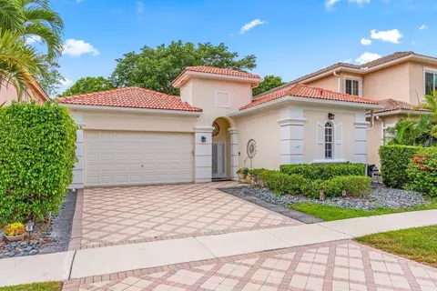 9680 Vineyard Ct, Boca Raton, FL 33428