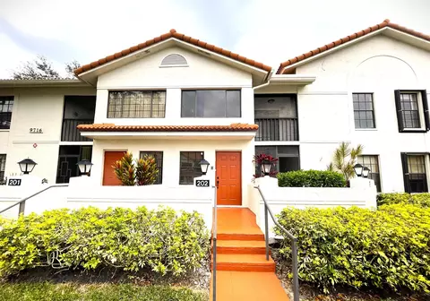 9716 Sills Dr E #202, Boynton Beach, FL 33437