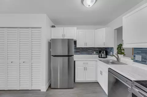 6704 Moonlit Dr, Delray Beach, FL 33446