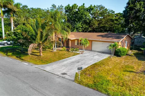 1809 Linwood, Fort Pierce, FL 34982
