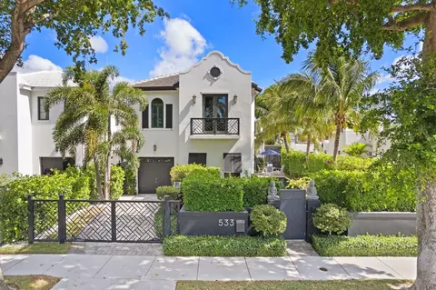 533 Westwood Rd, West Palm Beach, FL 33401