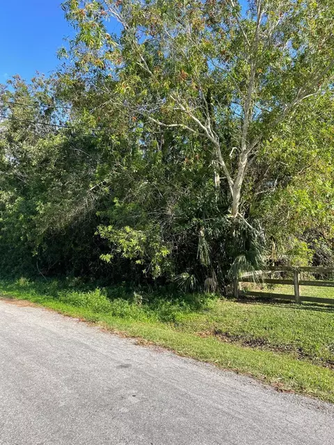 Nnn 90th Street N, The Acreage, FL 33470