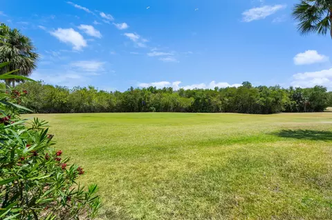 25 Vista Gardens Trl #106, Vero Beach, FL 32962