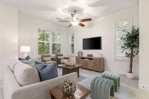 7105 Kensington, Palm Beach Gardens, FL 33418