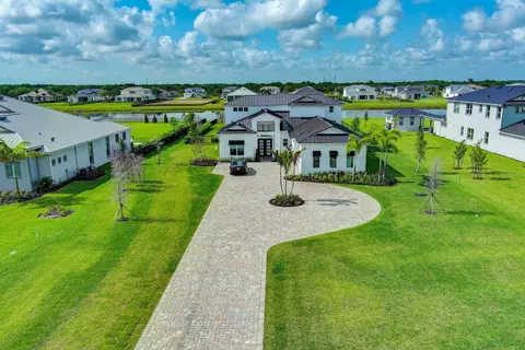 20084 SE Bridgewater, Jupiter, FL 33458