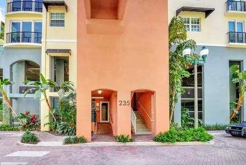 235 NE 1st St #403, Delray Beach, FL 33444