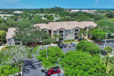 236 Village #1103, Tequesta, FL 33469