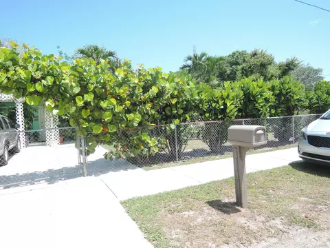 312 N 23rd, Fort Pierce, FL 34950