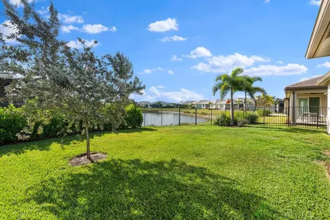 11663 SW River Crossing Pl, Port Saint Lucie, FL 34987