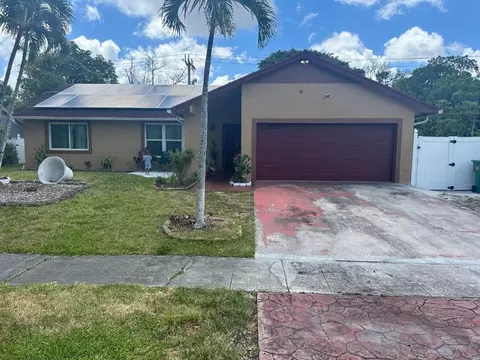 7320 NW 44th, Lauderhill, FL 33319
