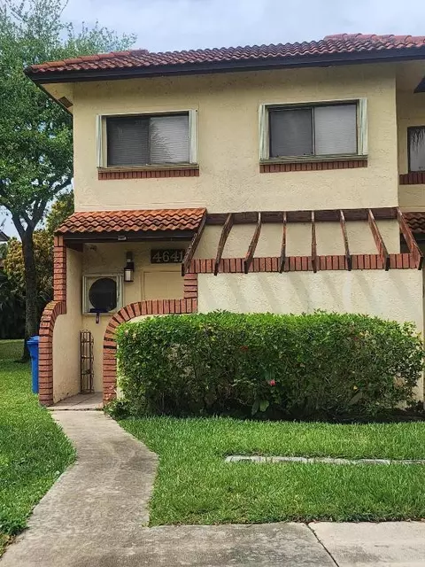 4641 NW 89 Th #12, Sunrise, FL 33351