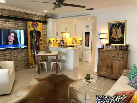 314 Venetian Dr #18, Delray Beach, FL 33483