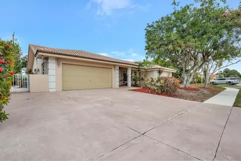 2198 Amesbury, Wellington, FL 33414