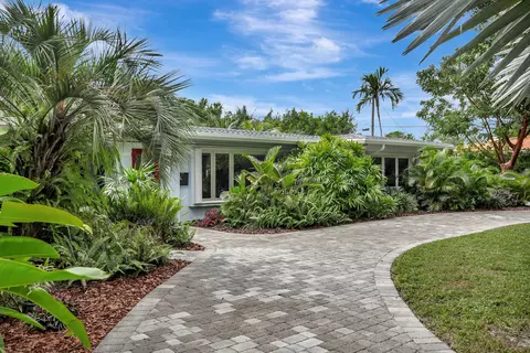 2614 NE 15th St, Fort Lauderdale, FL 33304