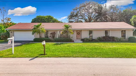 11290 Tara Dr, Plantation, FL 33325
