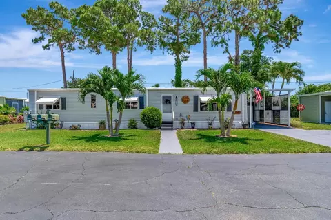 17006 Grande Terre Bay, Boynton Beach, FL 33436