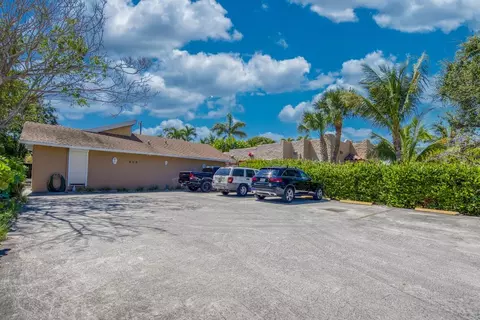 809 N Federal Hwy #3, Lake Worth Beach, FL 33460