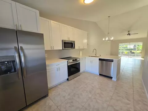 185 Bent Arrow Dr, Jupiter, FL 33458