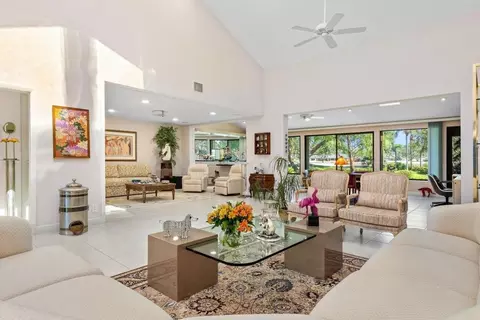 54 Essex, Boynton Beach, FL 33436