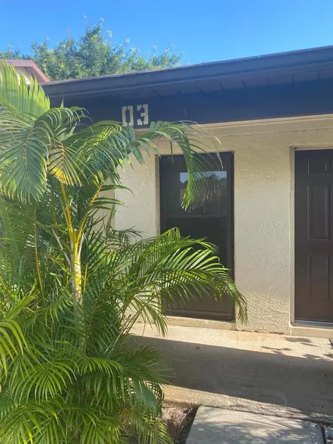 6030 Indrio Rd #3, Fort Pierce, FL 34951