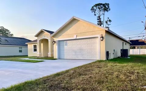 2281 SW Import Dr, Port Saint Lucie, FL 34953