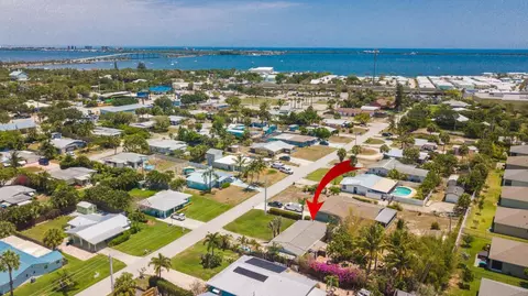 1612 NE South, Jensen Beach, FL 34957