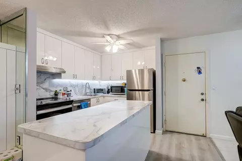 9580 N Belfort #105, Tamarac, FL 33321