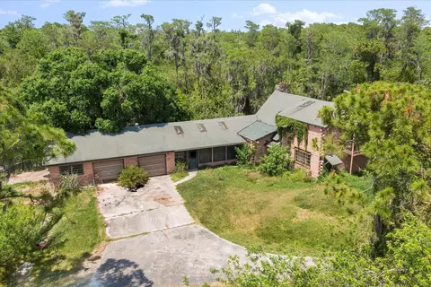 1835 Cypress Lake Dr, Grant Valkaria, FL 32949