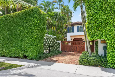 420 Brazilian Ave, Palm Beach, FL 33480