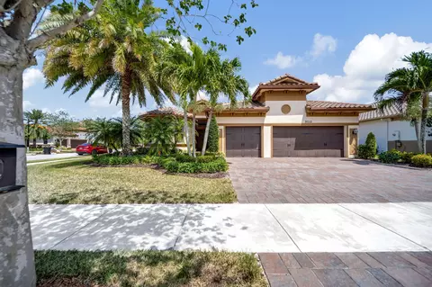 9010 Lakeview Pl, Parkland, FL 33076