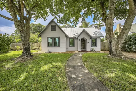 826 Palmetto St, West Palm Beach, FL 33405