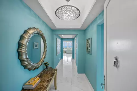 1 Water Club Way #2004, North Palm Beach, FL 33408