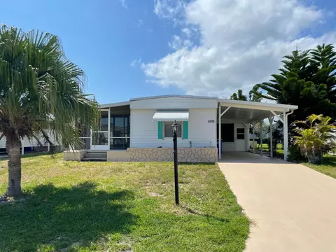 6938 SE Delegate St, Hobe Sound, FL 33455