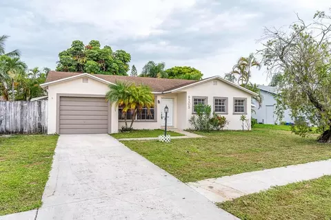 9205 SW 16th Rd E, Boca Raton, FL 33428