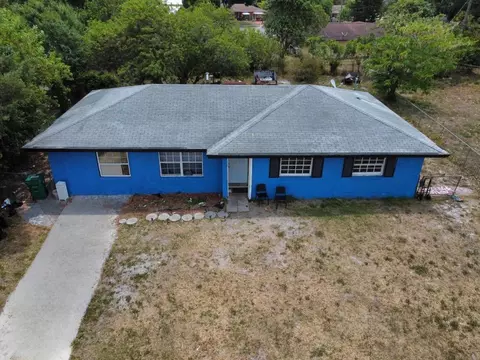 206 Essex Dr, Fort Pierce, FL 34946