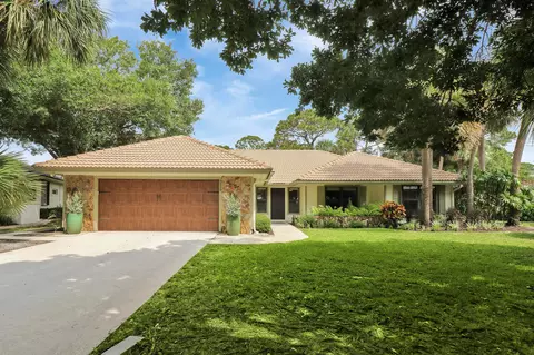 6239 Longleaf Pine Dr, Jupiter, FL 33458