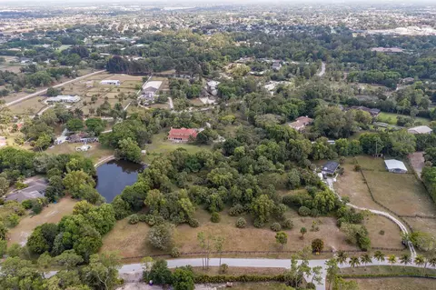 600 E Rambling Dr, Wellington, FL 33414