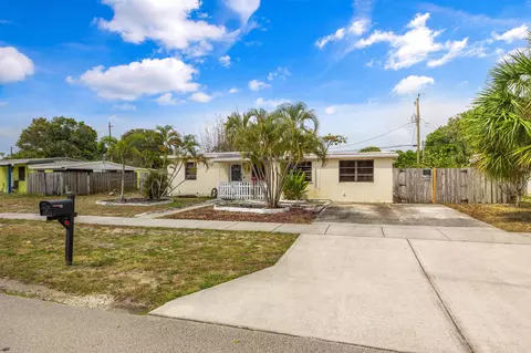 5077 NE 17th Dr, Pompano Beach, FL 33064