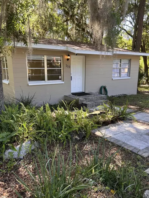 119 SE 12th St, Gainesville, FL 32641