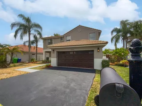 12543 NW 10th Ct, Sunrise, FL 33323