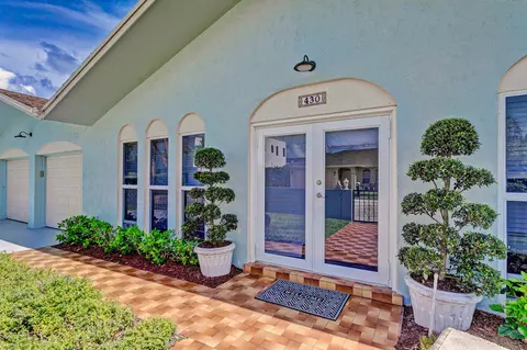 430 Mars Way, Juno Beach, FL 33408