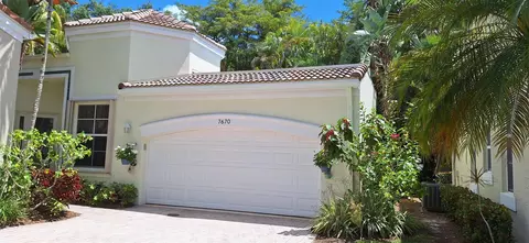 7670 Jasmine Ct, West Palm Beach, FL 33412