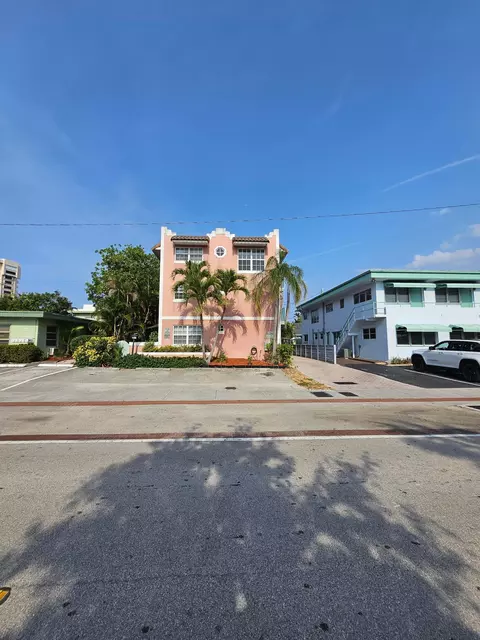 4640 Bougainvilla Dr #4, Lauderdale By The Sea, FL 33308