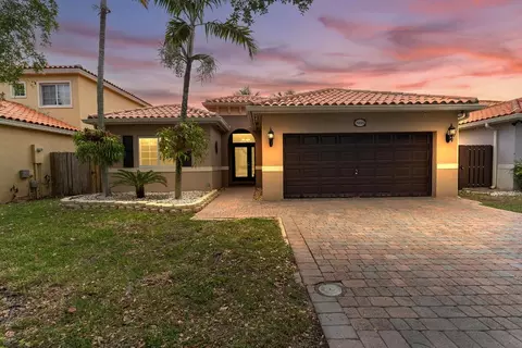 1935 NE 36th, Homestead, FL 33033