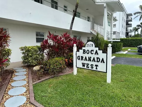 2570 Banyan #4, Boca Raton, FL 33432