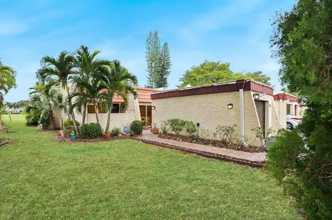 9534 NW 65th St #A8, Tamarac, FL 33321