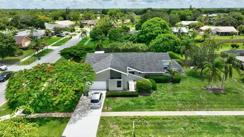 2530 SE Gowin Dr, Port Saint Lucie, FL 34952
