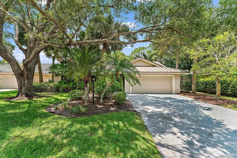 5793 Lonewood Ct, Jupiter, FL 33458
