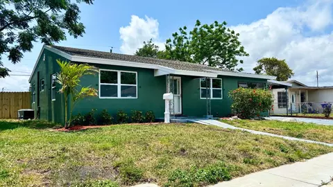1237 W 25th St W, Riviera Beach, FL 33404