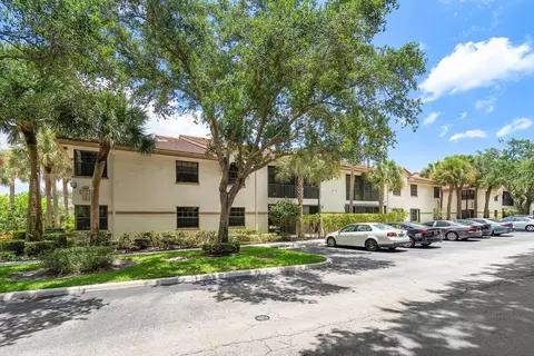 5241 Brisata Cir #AA, Boynton Beach, FL 33437